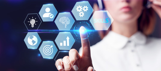 《远离尘嚣》说明了什么