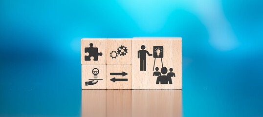 张杰的新歌《看月亮爬上来》歌词