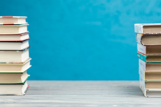 张杰的新歌《看月亮爬上来》歌词