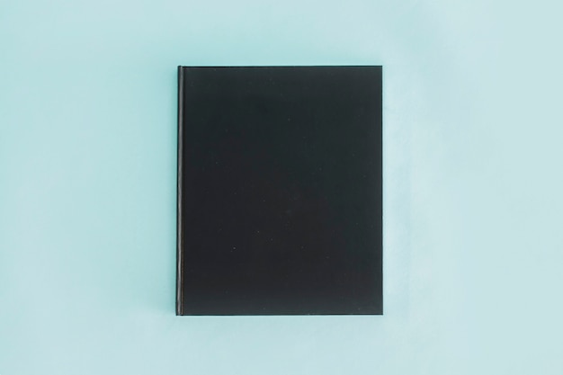 《远离尘嚣》说明了什么